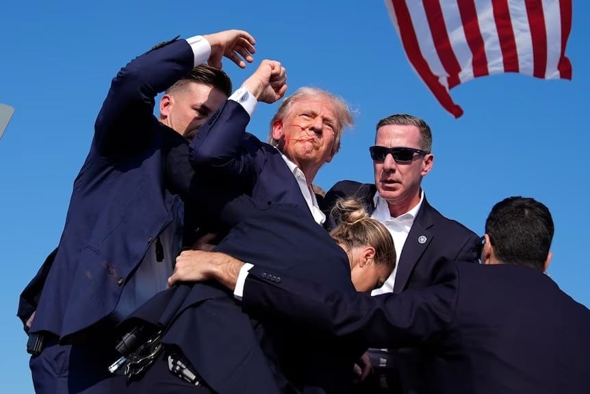 Donald Trump: a 'dangerous madman'?