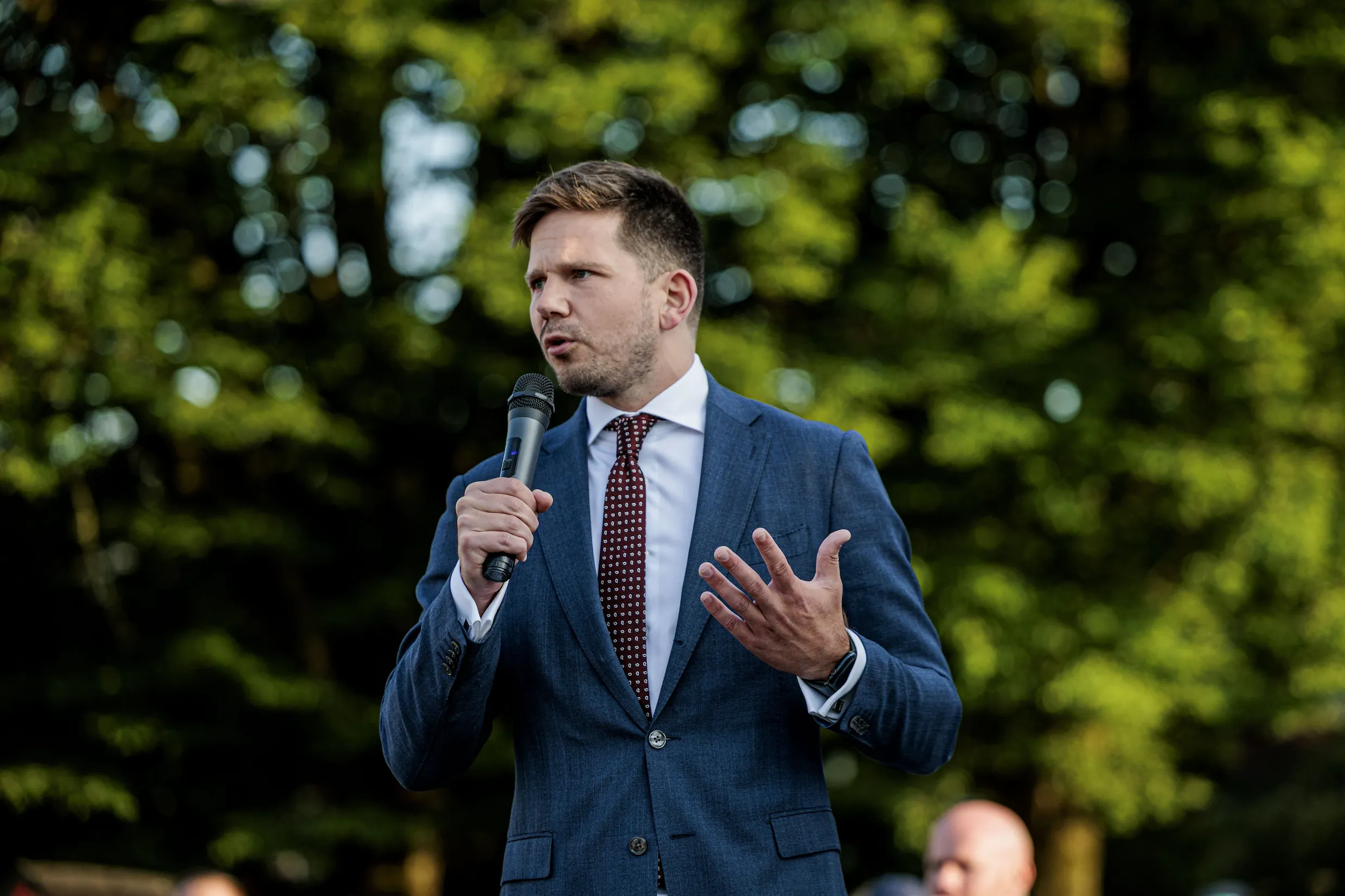 FVD Leaves COVID committee, Gideon van Meijeren Explains Why